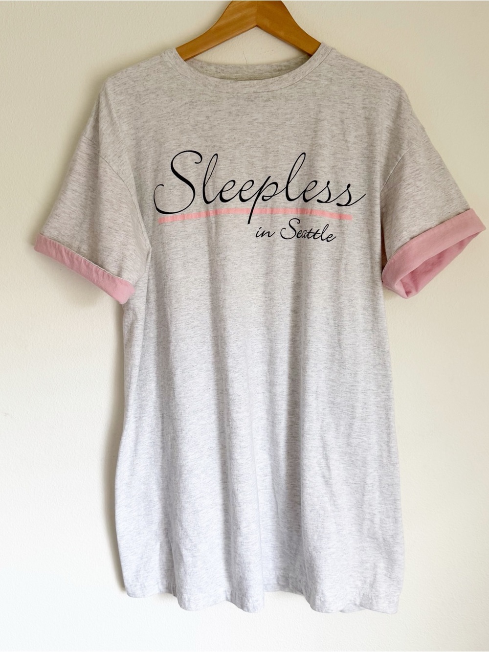 Vintage 90s Sleepless in Seattle Pink Cuff Sleeves Sleep Night T shirt Movie OS